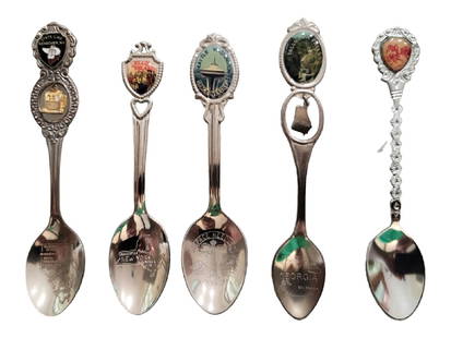 Souvenir Spoons: Group of 10 Souvenir Spoons. Montana,Tallulah Falls,Seattle Washington,Ellis Island, State Line Wendover,NV , Georgia Peach, Bicentennial 1776- 1976, Texas, Texas Lone Star State, North Carolina