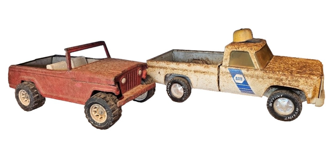 Vintage Trucks Toys (1 of 5)