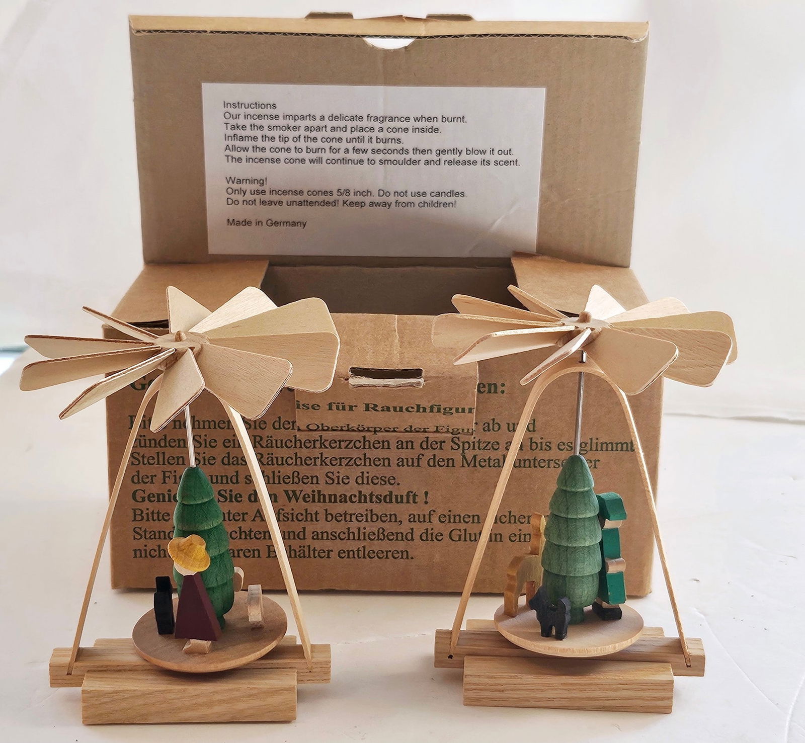 Erzgebirge Spinning Nativity Scene: Erzgebirge Spinning Nativity Scene