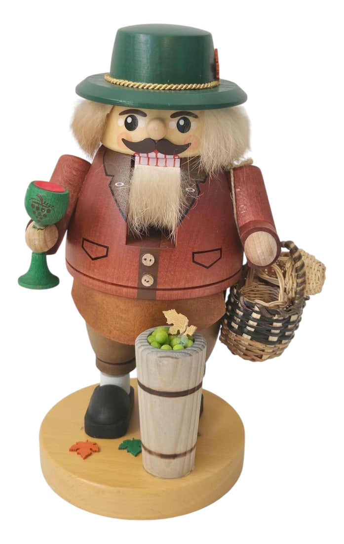 Richard Glasser Chubby Winemaker German Nutcracker (1 of 4)