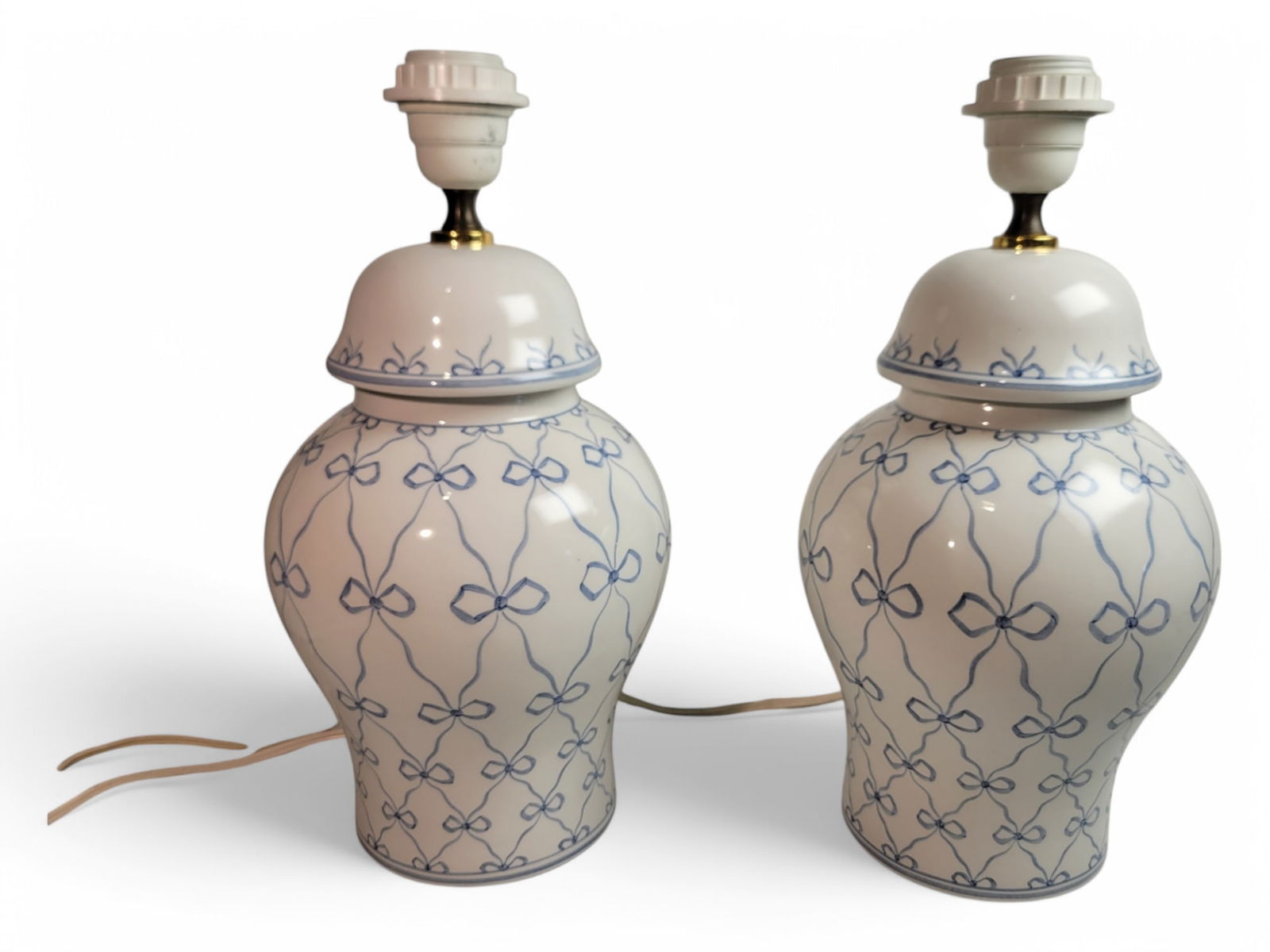 Pair of Nove A.Z. Lace White & Blue Porcelain Table Lamps, Italian (1 of 3)