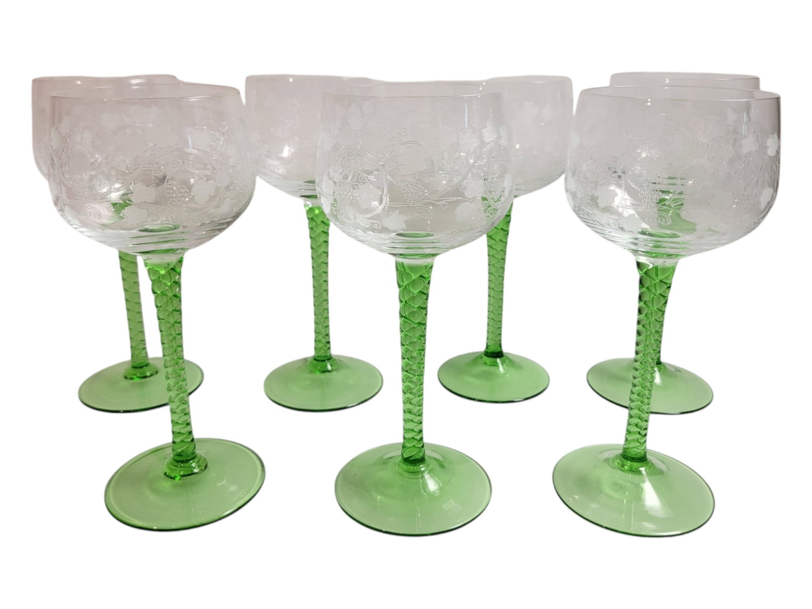 Set of 6 1960's Green Swirl Stemmed Wine Glasses Etched: Set of 6 1960's Green Swirl Stemmed Wine Glasses Etched Height 6.75"