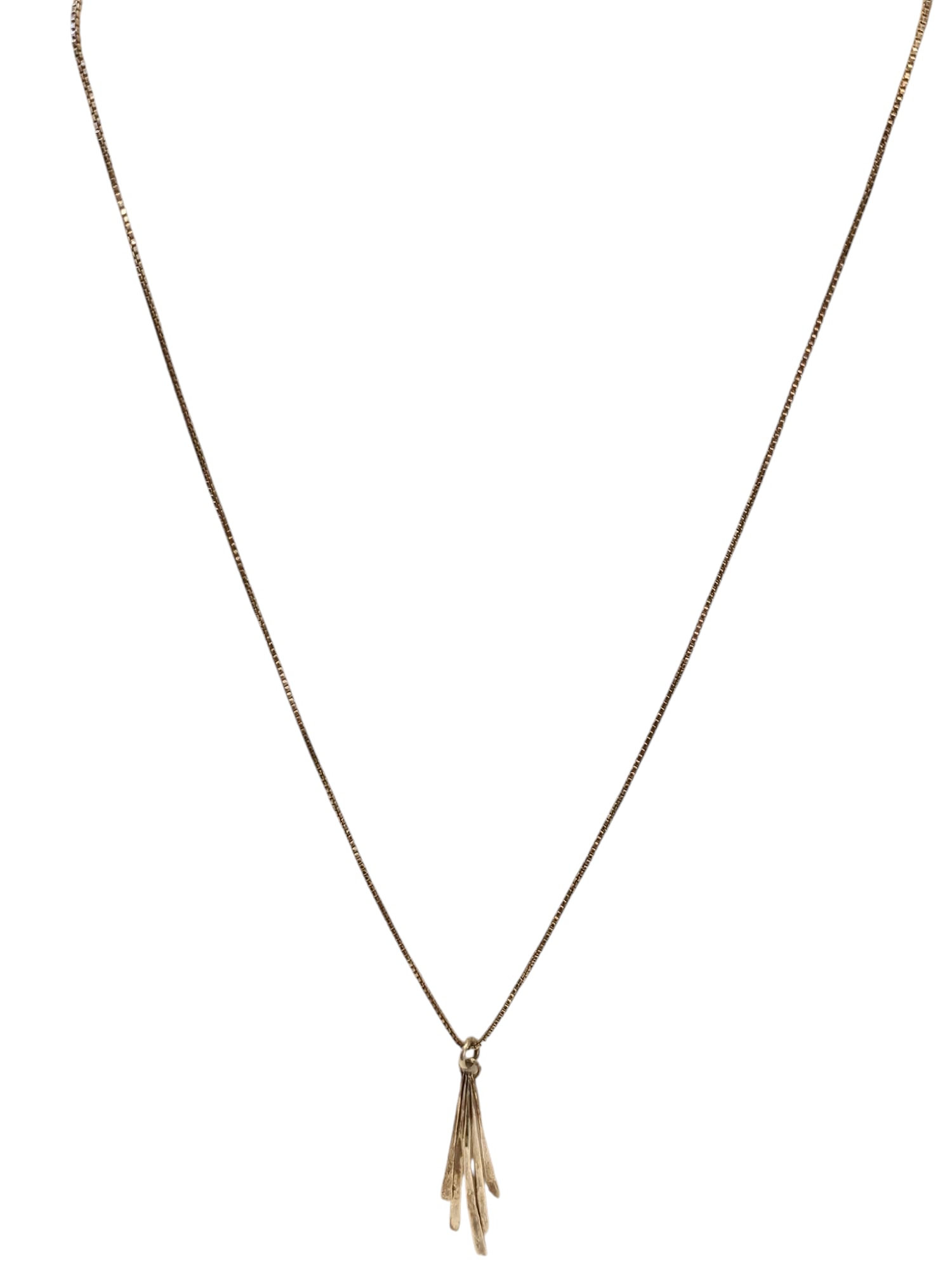 Sterling Silver Box Necklace w/ Pendant 18": Sterling Silver Box Necklace w/ Pendant 18". Grams 2.5