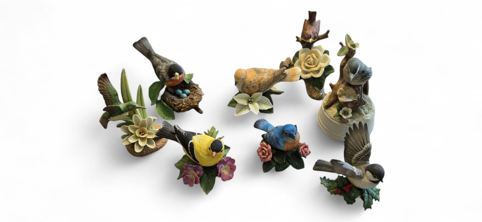 Group of 8 Birds Lenox & Music Box: Group of 8 Birds Lenox & Music Box. The music box is not Lenox piece.