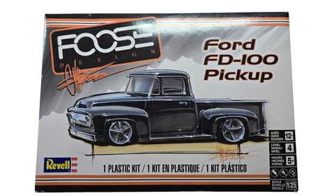 Revell Ford FD-100 Pickup 1:25 Foose Design Model Kit 85-4426