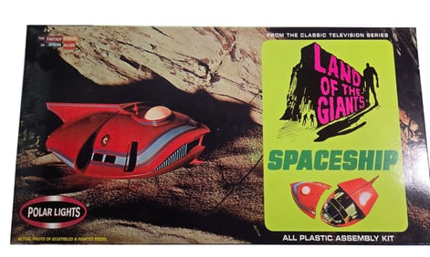 Unique Land of Giants Spaceship by Polar Lights Model Kit #7513