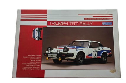 Triumph TR7 Rally No. G-136-600 Model Car Kit 1:24 scale by Gunze Sangyo