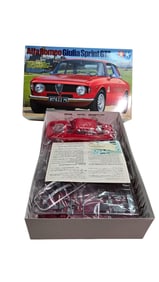 Tamiya Alfa Romeo Giulia Sprint GTA 1/24 Sports Car Series No. 188 Model Kit