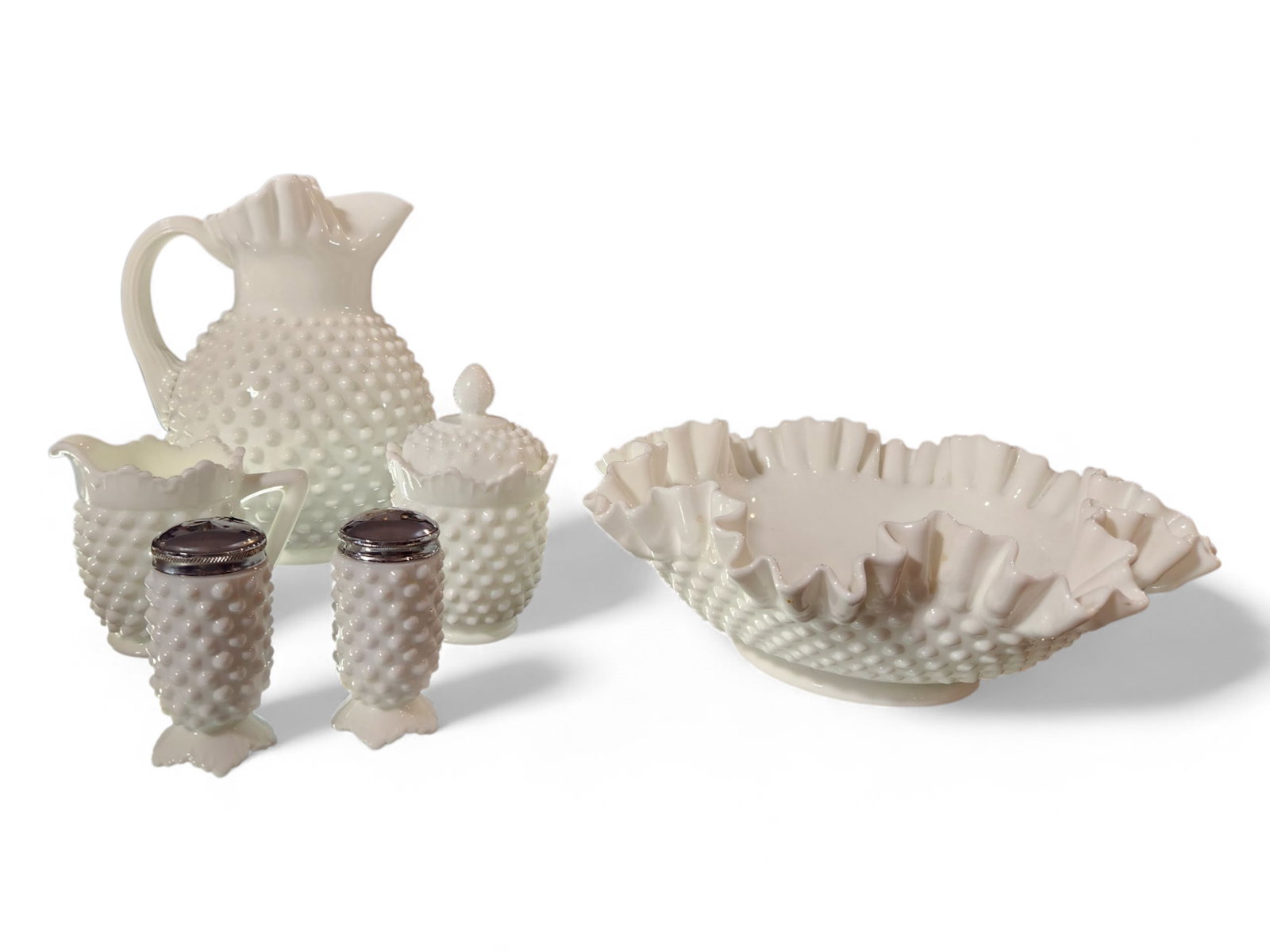 Fenton Milk Glass Collection, Pitcher, Bowl, Creamer. & Salt & Pepper Shakers: Fenton Milk Glass Collection, Pitcher, Bowl, Creamer. & Salt & Pepper Shakers. All is great condition