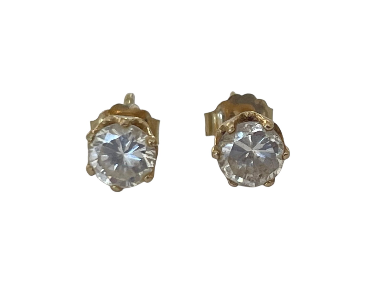 Round Stud Earrings, 14K Gold ~ 0.5 grams: Round Stud Earrings, 14K Gold ~ 0.5 grams A petite pair with small clear stones, probably CZ (not diamond). Set in yellow gold, marked 14K/585 including backs. Total lot weight: 0.5 grams