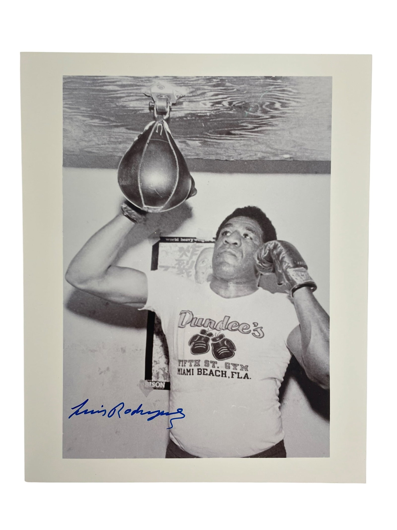 Luis Rodriguez Signed 8x10 Boxing Photo (1 of 3)