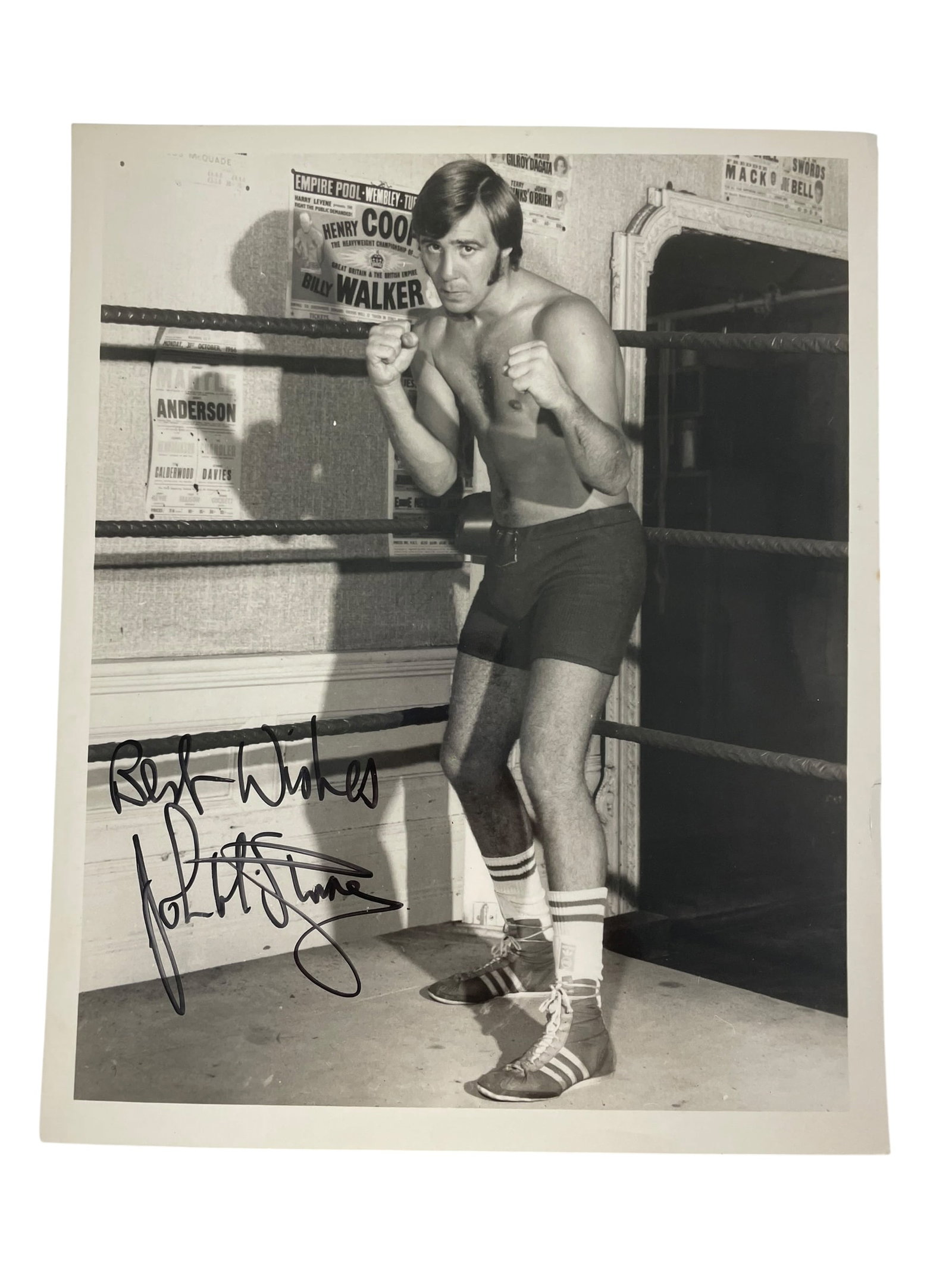 John Stracey Signed 8x10 Boxing Photo (1 of 3)