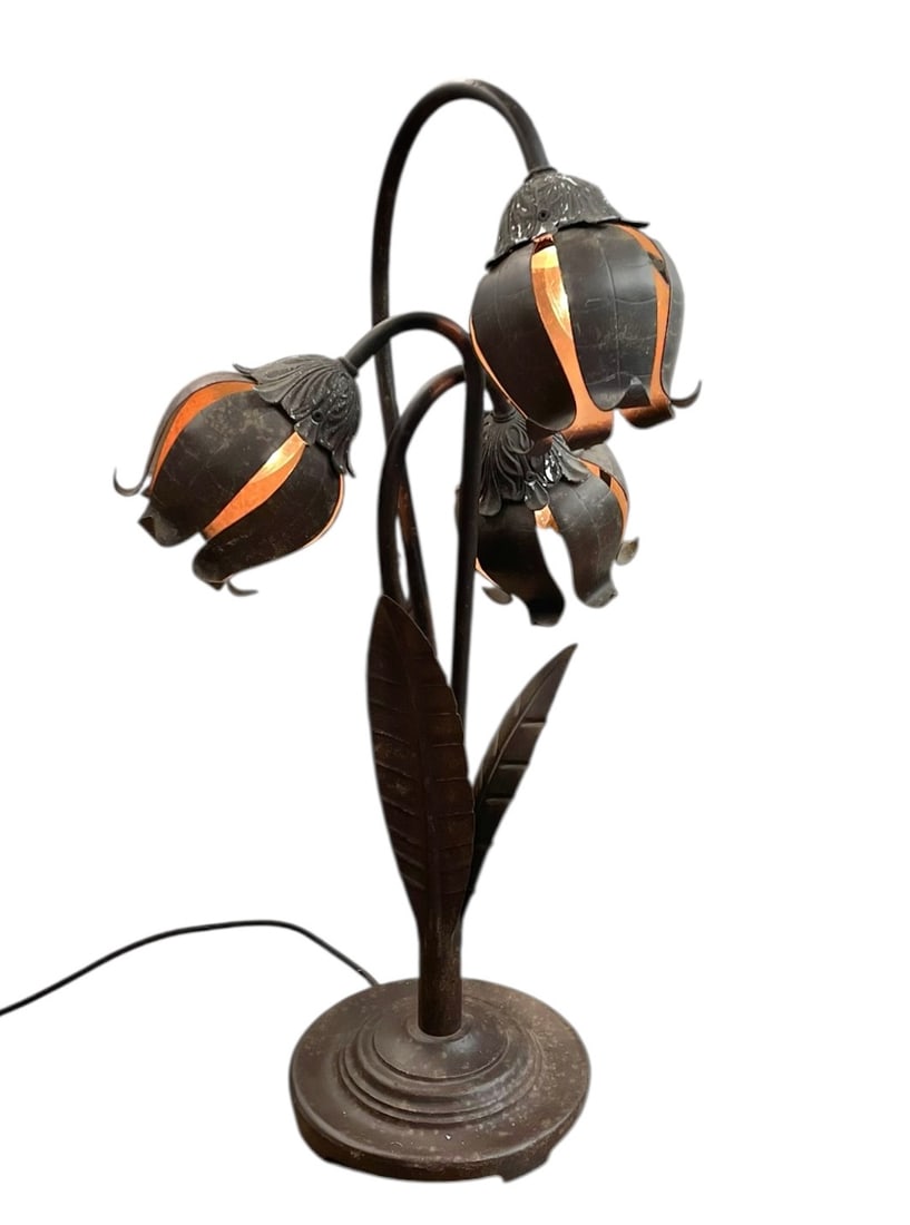 Vintage 34' Tulip Lamp: A large table lamp, decorative metal with sturdy base. It's working and has a dimmable setting. Each bulb has a clear glass cover (not shown in all photos). Note, the paint is chipping on