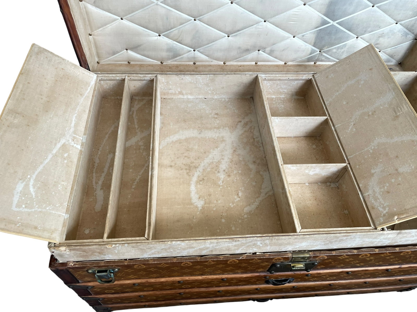 Louis Vuitton Antique Flat Top Courier Trunk - 17