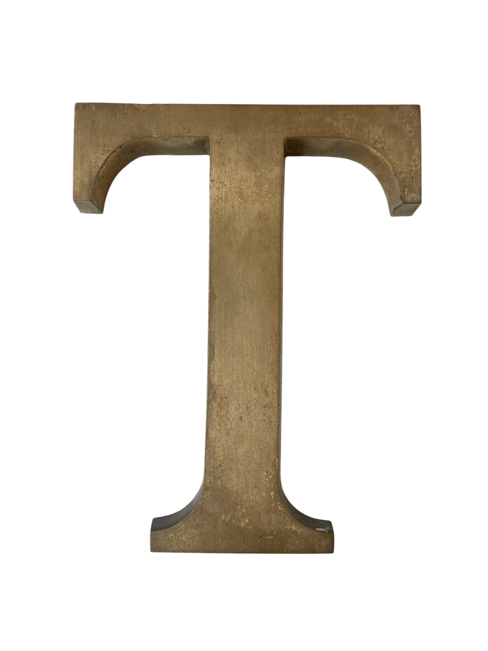 Vintage Brass 'T': Letter T, solid brass. Weight: 2.3 pounds