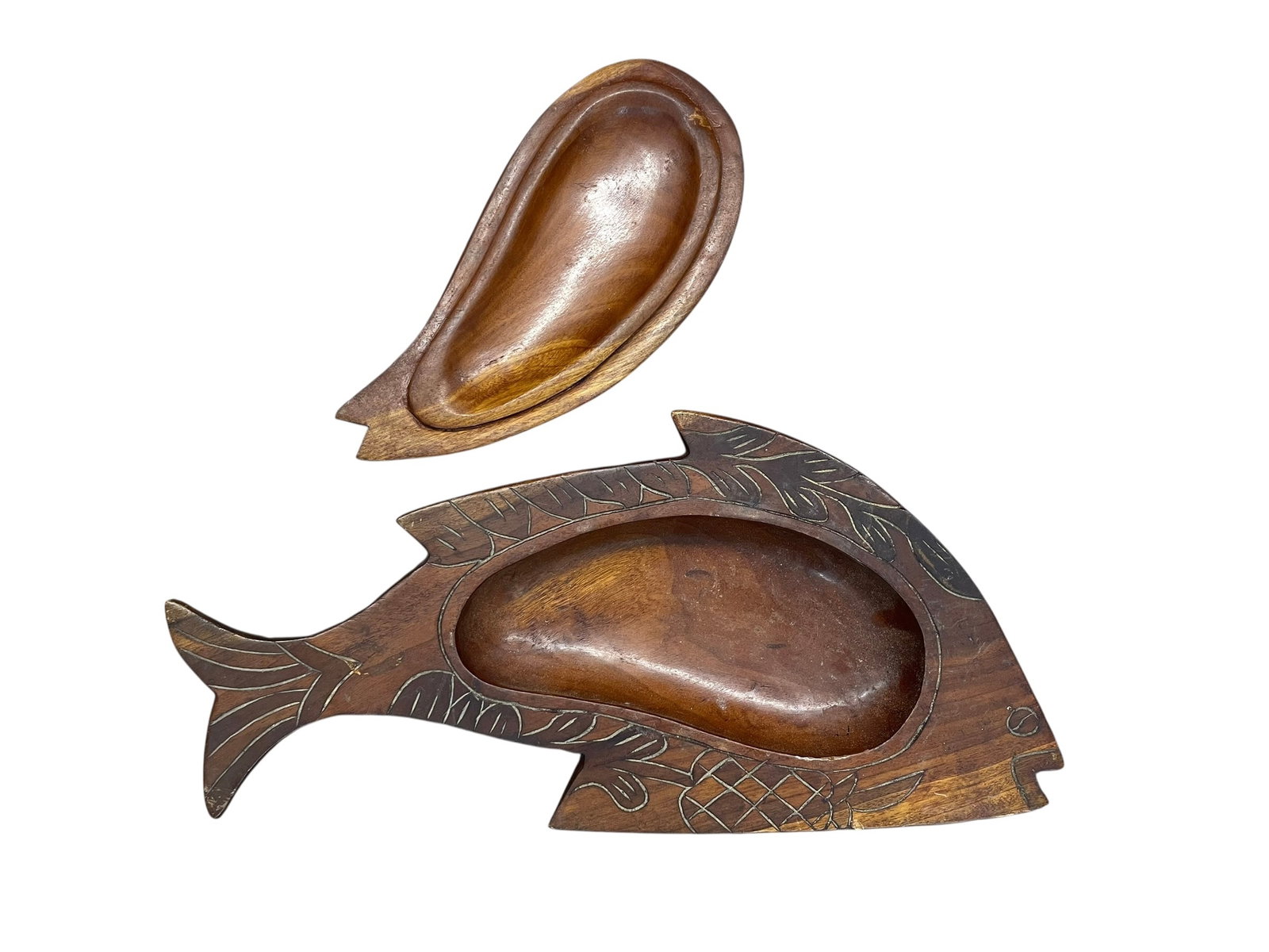 Carved Fish Serving Tray - 2