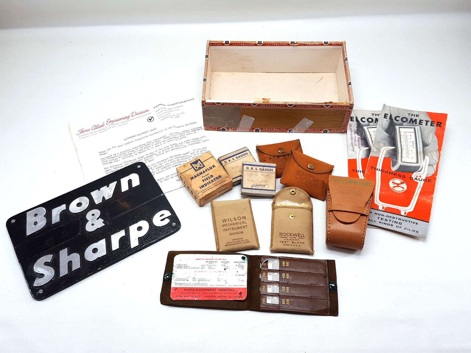 Good Lot of Machinist Tools & Plaque (1 of 1)