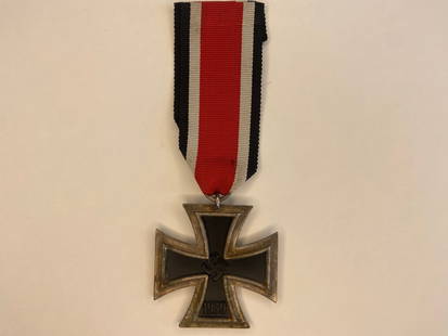 WWII German 1939 Iron Cross 2 nd Class.: WWII 2 nd class Iron Cross. In good condition.