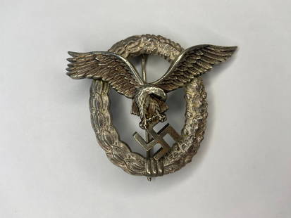 German WW2 Nazi Flight Badge: German WW2 Nazi Flight Badge, unmarked, awarded to recognize achievements in aviation during the Second World War.