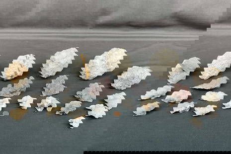 Large selection of complete geodes and druzy  specimens in varying colors. Size: 1"L - 5"L: Large selection of complete geodes and druzy specimens in varying colors. Size: 1"L - 5"L Provenance: From the lifetime collection of an Oreland, Pennsylvania private estate.