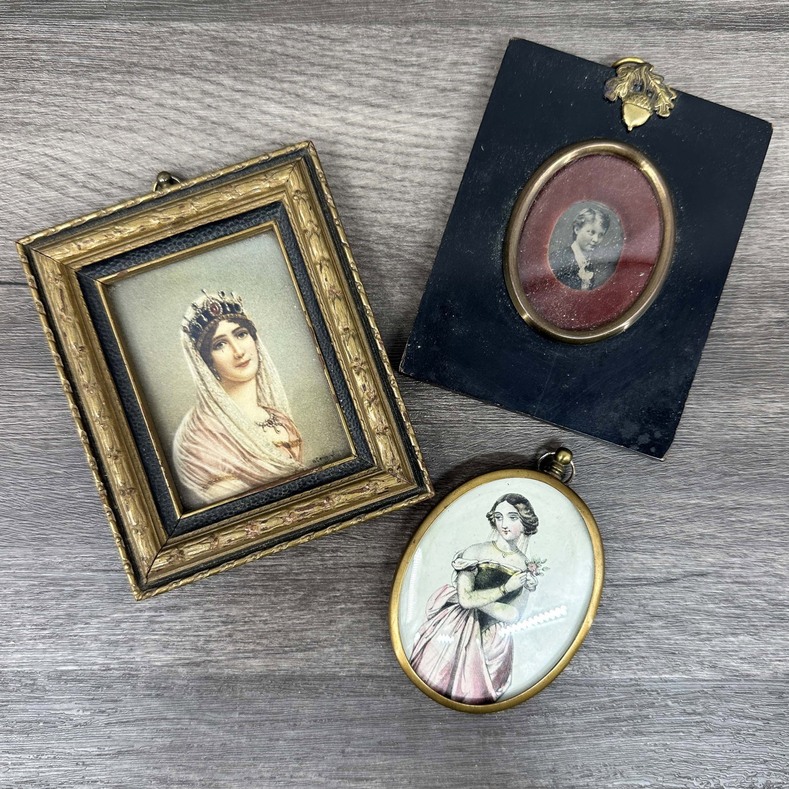 Lot of 3 Portrait Miniatures: Including an early portrait photo and 2 chromolithographs. Size: 5"T, 4.75"T, 4.75"T