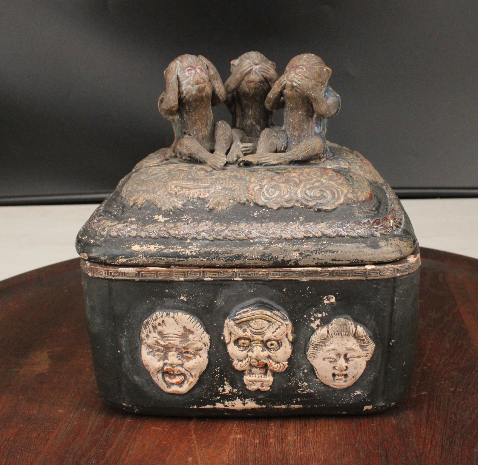 Tosho-Gu Shrine, Nikko, 3 Wise Monkeys Humidor (1 of 11)