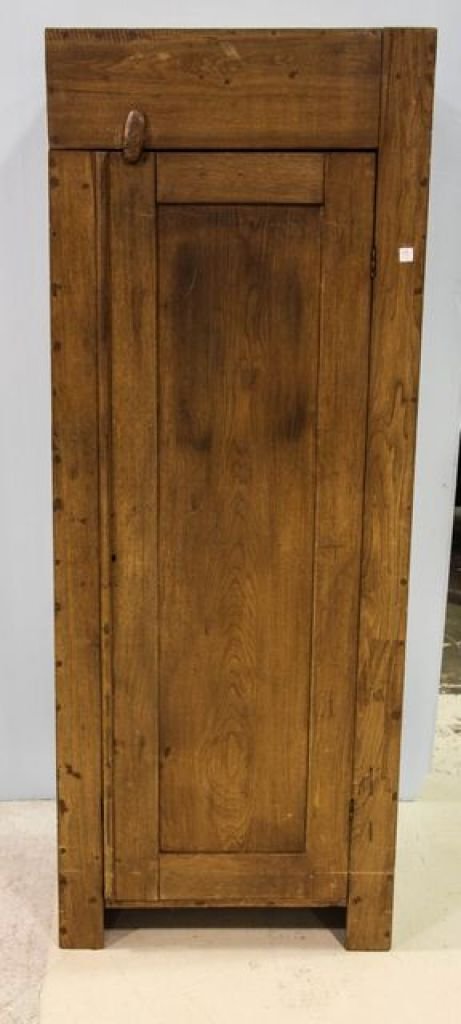 Primitive Wardrobe (1 of 2)