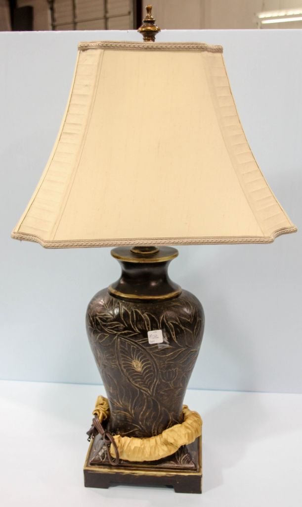 Resin Table Lamp (1 of 2)