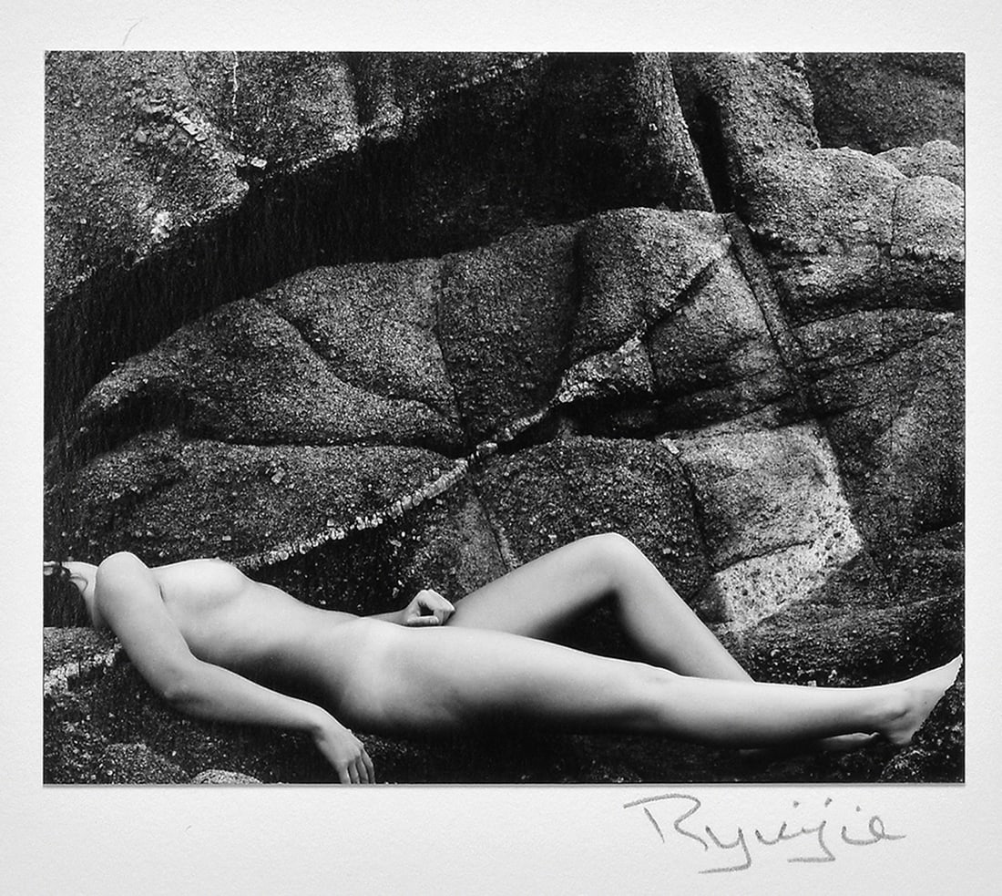 Ryuijie (1950 - ) Signed 1983 Figure Study - Asilomar Beach Area Ca 4"x5" Photograph - Vintage!! (1 of 3)