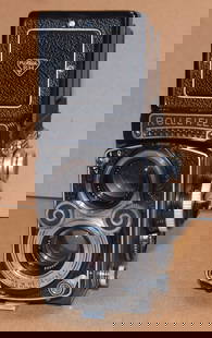 Rolleiflex 3.5F JT or IT Italy Import(?) Ser # 2239218 with Case - No Reserve!: Offered is a Rolleiflex 3.5F twin-lens reflex camera, serial #2239218, marked “IT” (possibly indicating Italian market/export). Equipped with the classic Carl Zeiss Planar 75mm f/3.5 lens.