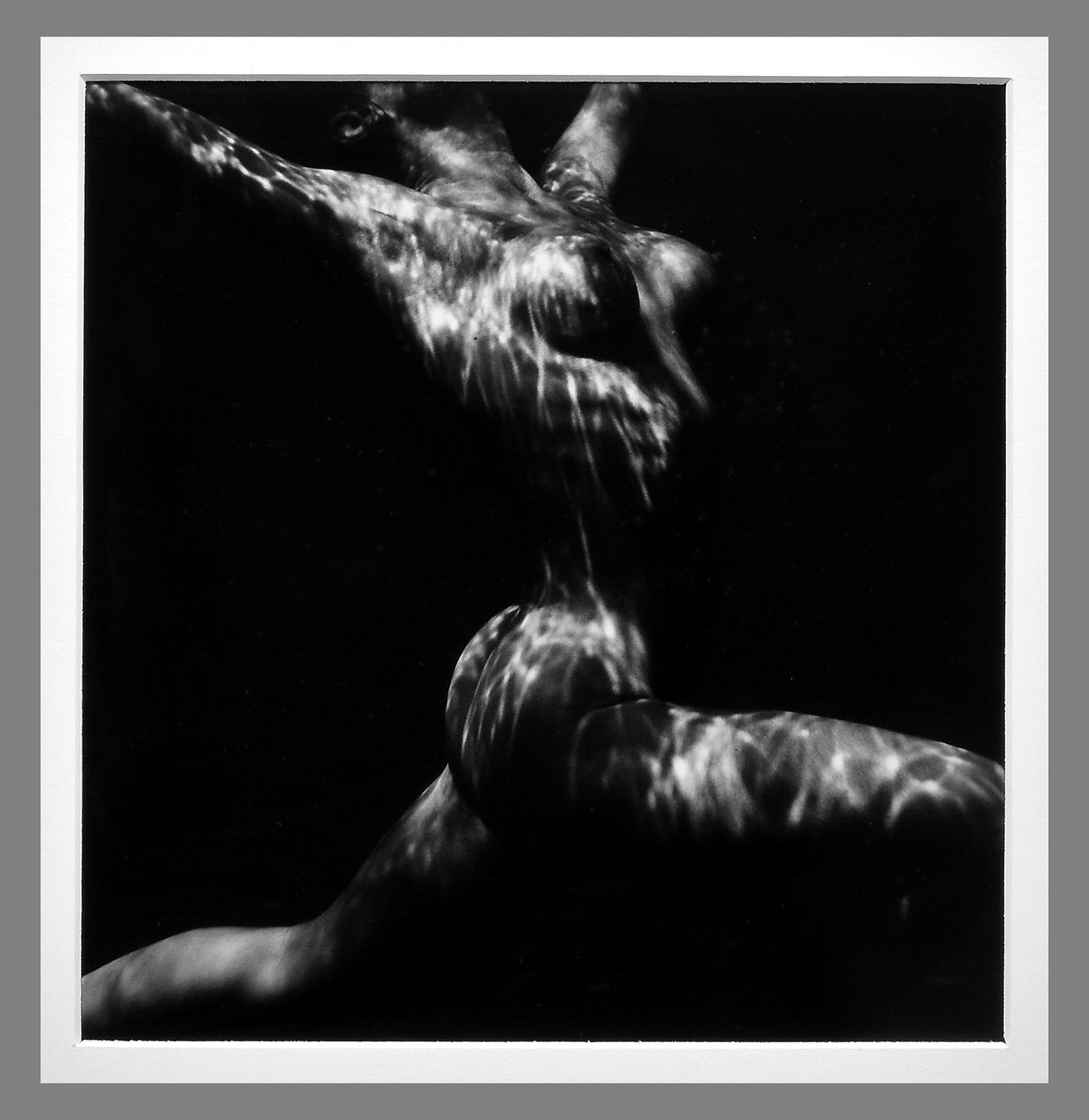 Brett Weston (1911 - 1993) Signed 1979 Underwater Nude 10.5"x11" Photograph - Read Condition Report: Last Minute Addition! This signed Brett Weston photograph comes from a Santa Cruz, California area estate. The photo was unfortunately stored in less-than-ideal conditions, resulting in some foxing an