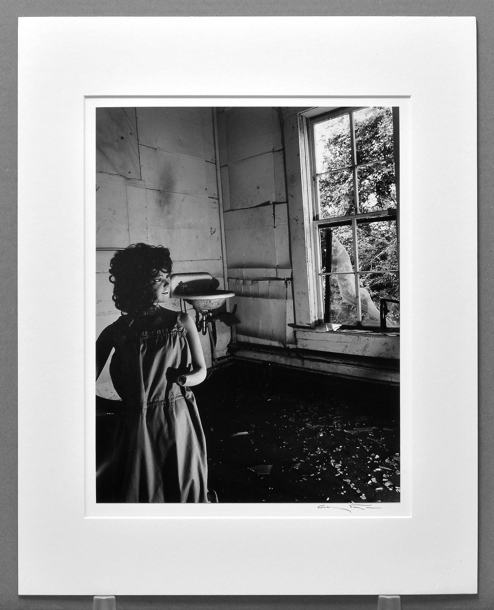 Gary Faye (1938-) Signed 1986 Mannequin 13.5"x10.5" Photograph (1 of 3)