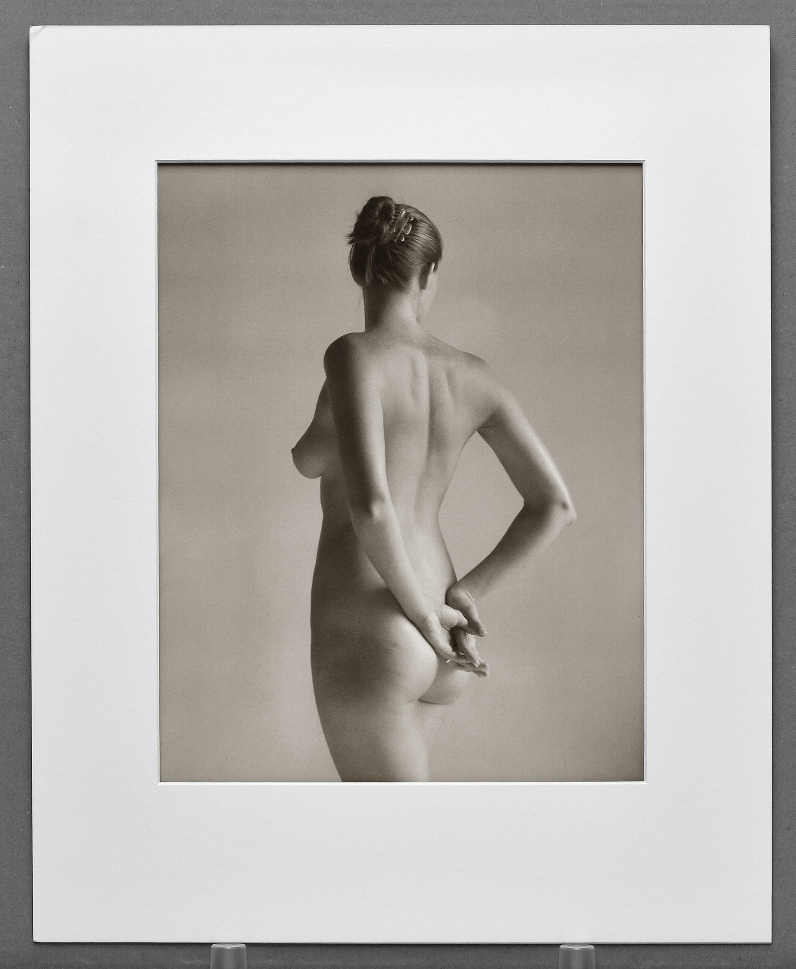Ray Bidegain (1959 -) Studio Figure Study, 2007 Photograph 13.5"x10.5" - Ruth Bernhard Style #1/12: A rare oversized platinum figure study by Ray Bidegain, evoking the timeless elegance of classic modernist photography. Ray Bidegain is widely respected for his mastery of alternative photographic pro
