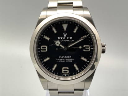 ROLEX Explorer I 214270 Black Case Size 39.0mm: Case Material: NA Type: Wristwatch Band Size: 18cm Case Size: 39.0mm Movement: Automatic Band Material: Stainless Steel Color: Black At SEUYCO, we strive to provide detailed and accurate