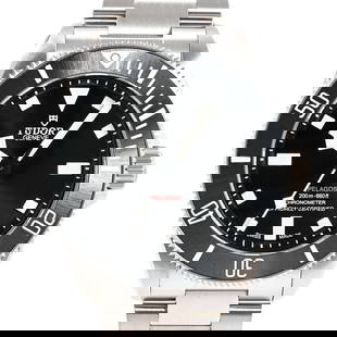 TUDOR Pelagos 39 25407N Black Men's Watch: Case Material: NA Type: Wristwatch Band Size: 19cm Case Size: 42mm (actual size) Movement: Automatic Band Material: Titanium/Bracelet Color: Black At SEUYCO, we strive to provide detailed and