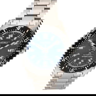 SEIKO Prospex 1965 Mechanical SBDC165 Men's Watch: Case Material: NA Case Size: NA Color: NA Band Material: NA Movement: NA Type: Wristwatch Band Size: 21cm At SEUYCO, we strive to provide detailed and accurate descriptions of all items listed for