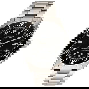 SEIKO Prospex Diver SBDC197 Band Size 19.5cm: Case Material: NA Case Size: NA Color: NA Band Material: NA Movement: NA Type: Wristwatch Band Size: 19.5cm At SEUYCO, we strive to provide detailed and accurate descriptions of all items listed