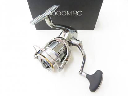 SHIMANO 18 STELLA 3000MHG Spinning Reel #023: ---- At SEUYCO, we strive to provide detailed and accurate descriptions of all items listed for auction. The condition of each item is carefully evaluated by our expert partners. We encourage all