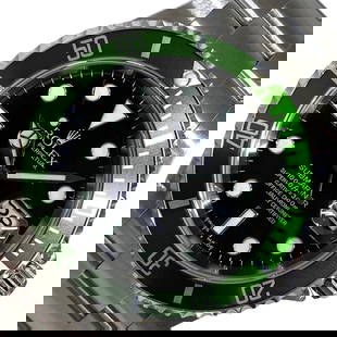 ROLEX Submariner Date Fat 4 Big Swiss 16610LV #074: Movement: Automatic Winding Material: SS Color: Black Dial Color: Black Arm Circumference Size: 17cm Water Resistance: Waterproof 300M Type: Wrist watch ---- At SEUYCO, we strive to provide