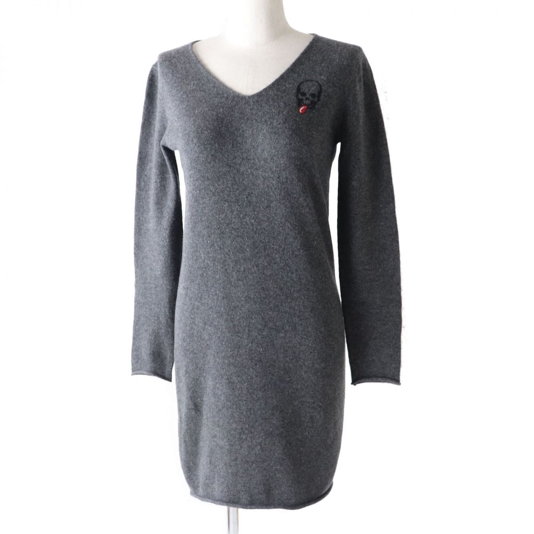 Lucien Pellat-Finet One Piece Main: 100%: Brand: Lucien Pellat-Finet Item: one piece Gender: Women Color: gray Material: Main: 100% cashmere part: 100% rayon Accessories: None Notation Size: S Size: cm (approx.): Shoulder width: 36 Dress leng