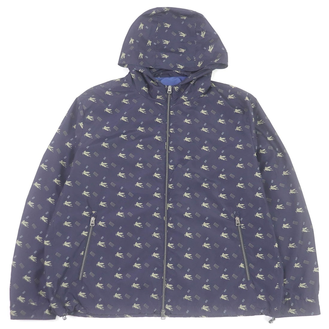 Etro Nylon Jacket Main: 100% Polyester Navy Mens: Brand: ETRO Item: Nylon jacket Gender: mens Color: Navy Material: Main: 100% polyester Accessories: None Notation Size: XL Size: cm (approx.): Shoulder width: 54 Dress length: 70 Width: 67 Sleeve Leng