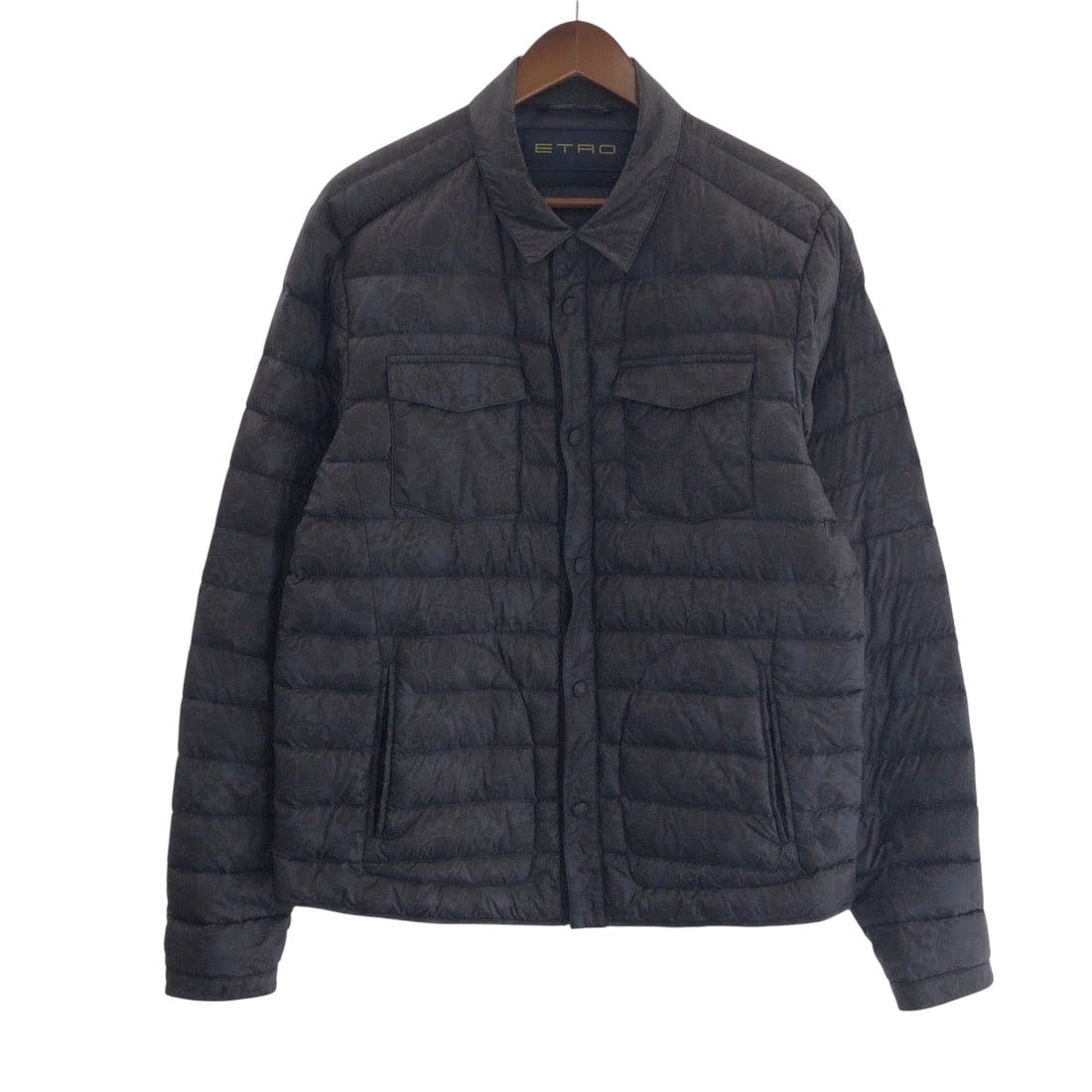 Etro Nylon Jacket Nylon Blue Jackets Nylon Jackets Paisley Pattern Mens Xl: Brand: ETRO Item: Nylon jacket Model: Paisley Pattern Type: Jackets Nylon jackets Gender: mens Color: blue Material: Nylon Accessories: None Notation Size: XL Size: cm (approx.): Shoulder width: 47 Dr