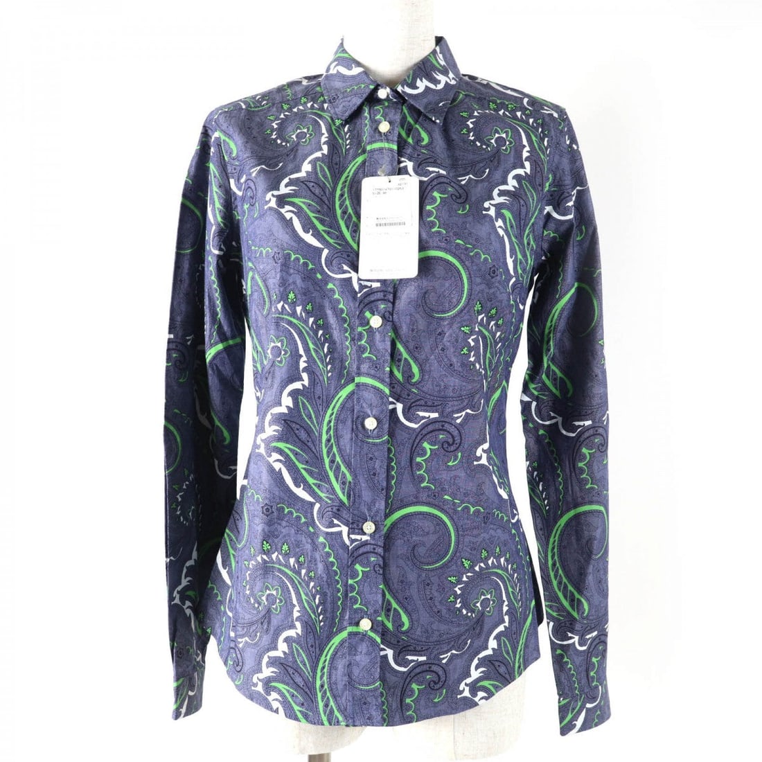 Etro Long Sleeve Shirt Main: Brand: ETRO Item: Long sleeve shirt Gender: Women Color: Blue type Material: Main: 97% cotton Main: 3% polyurethane Accessories: Replacement buttons tags Notation Size: 38 Size: cm (approx.): Shoulder