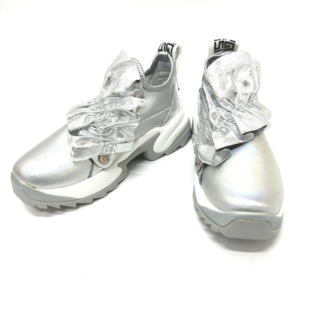 Sergio Rossi Sneakers A87300 Leather Silver Frill 36: Material: Leather Gender: Women Brand: Sergio Rossi Item: sneakers Model: Frill Gender: Women Color: Silver Material: leather Accessories: Storage box, storage bag Notation Size: 36 / US size?6 Shoe S