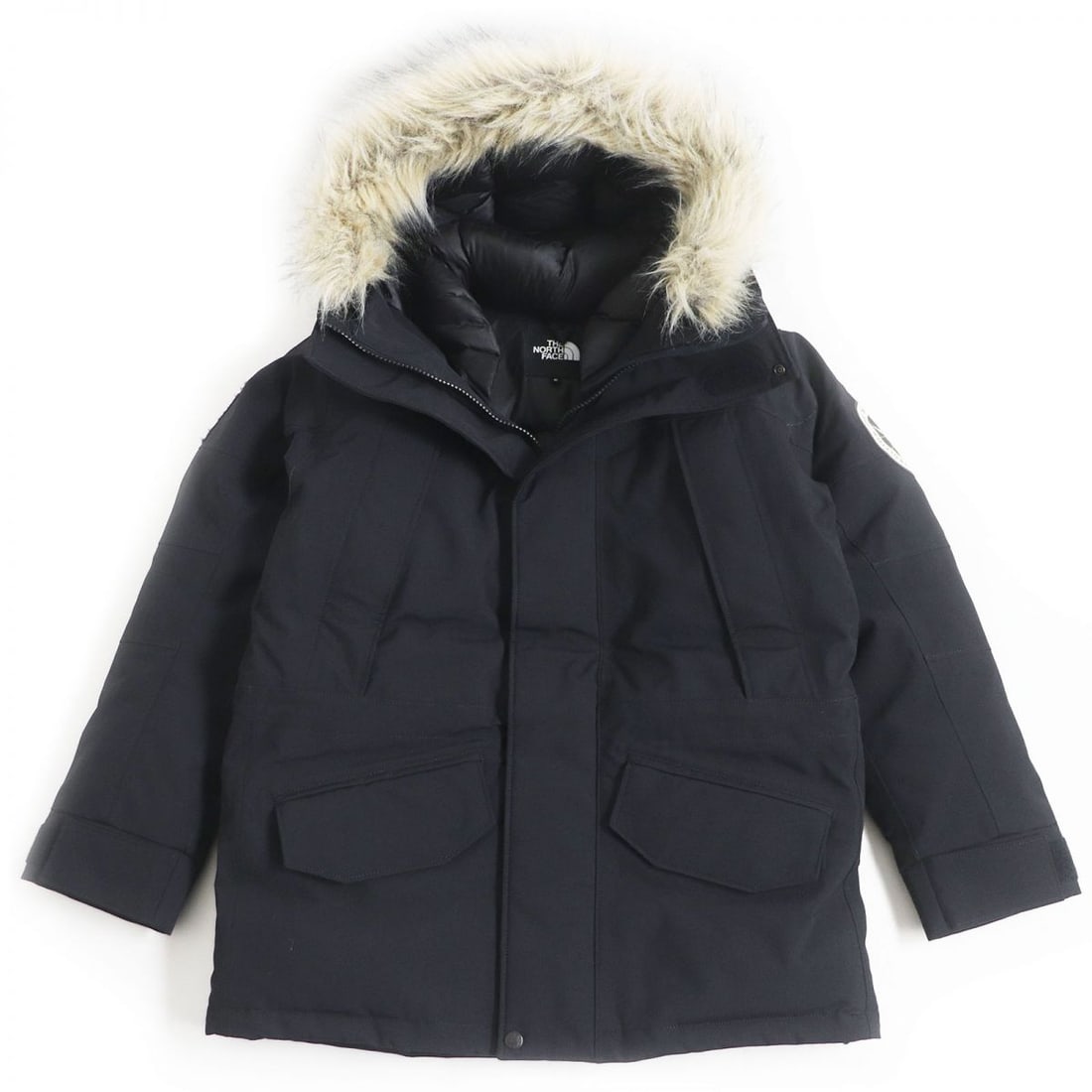 The North Face Down Jacket Outer: Material: Nylon Gender: Mens Brand: THE NORTH FACE Item: Down jacket Gender: mens Color: black Material: Outer: 100% nylon, Lining: 100% polyester, Filling: 72% down, Filling: 20% rayon, Filling: 8% f