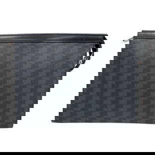 Louis Vuitton Clutch Bag N41696 Patent Leather Black Pochette Damier Grafitte Voyage Mm Mens: Material: Leather Model: Pochette Voyage MM Gender: Mens Pattern: Damier Grafitte Brand: LOUIS VUITTON Item: Clutch bag Model: Voyage MM Line: Damier Grafitte Type: Pochette Gender: mens Color: black