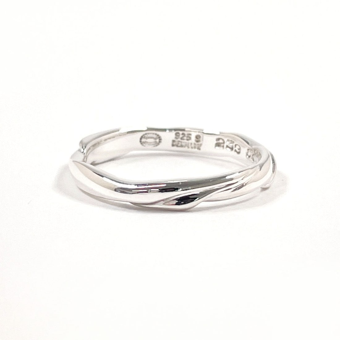 Georg Jensen Ring Silver925 Silver Ole Kortzau 239 Ok: Material: Silver925 Gender: Women Pattern: Ole Kortzau Brand: Georg Jensen Item: Ring Model: 239 OK Line: Ole Kortzau Gender: Women Color: Silver Material: Silver925 Accessories: None Size: cm (approx