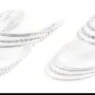 Hermes Bangle Sv925 Silver Toareg: Gender: Mens Brand: HERMES Item: Bangle Model: Toareg Gender: mens Color: Silver Material: SV925 Weight: 75g Accessories: None Size: cm (approx.): Band Length: 16 Band Width: 2.5 Total Length: 20cm in