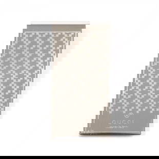 Gucci Money Clip 295837 Stainless Steel Silver Diamante: Gender: Mens Material: Stainless steel Brand: GUCCI Item: Money clip Model: Diamante Gender: mens Color: Silver Material: Stainless Steel Accessories: None Size: cm (approx.): H51mm x W19mm inch (appr