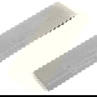 Cartier Money Clip Stainless Steel Silver Logo: Gender: Mens Brand: CARTIER Item: Money clip Model: logo Gender: mens Color: Silver Material: Stainless Steel Accessories: Storage box Size: cm (approx.): H50mm x W17mm inch (approx.): H2.0 x W0.7 Con
